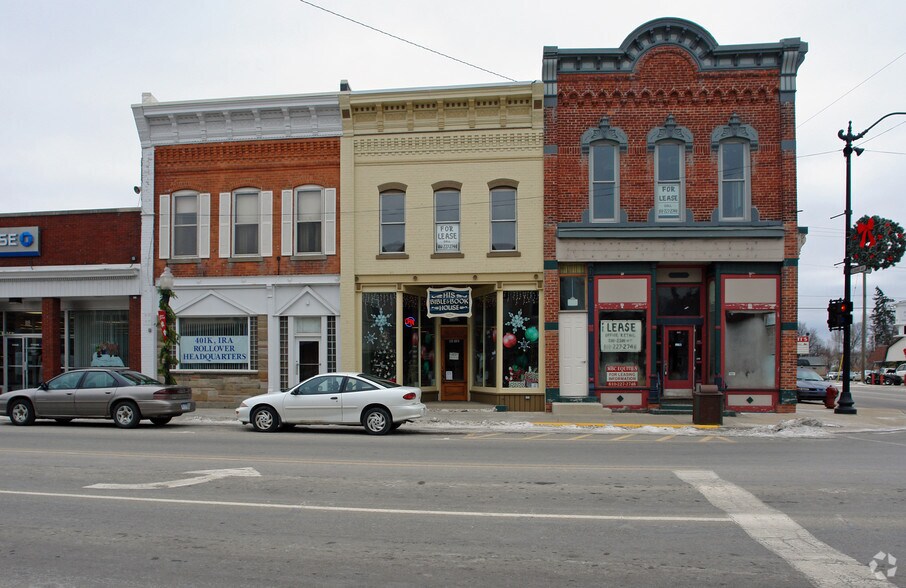 108 E Grand River Ave, Fowlerville, MI for sale - Building Photo - Image 1 of 1