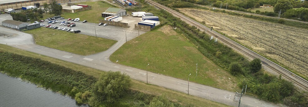 Adelaide park, Queen Adelaide Way, Ely à louer - Aérien - Image 3 de 5