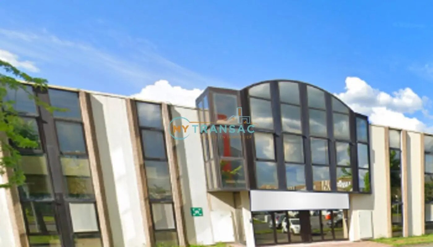 Flex dans Bonneuil-sur-Marne à louer Photo du bâtiment- Image 1 de 2