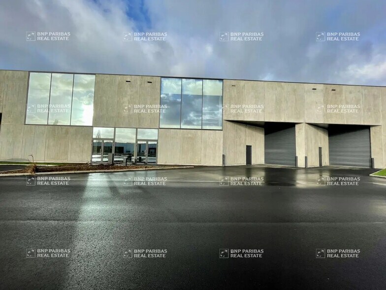 Flex dans Seclin à louer - Photo du bâtiment - Image 2 de 14