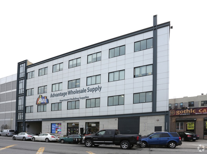 172 Empire Blvd, Brooklyn, NY for lease - Primary Photo - Image 1 of 1
