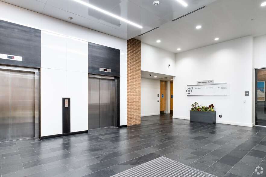 11801 Domain Blvd, Austin, TX for lease - Lobby - Image 3 of 22