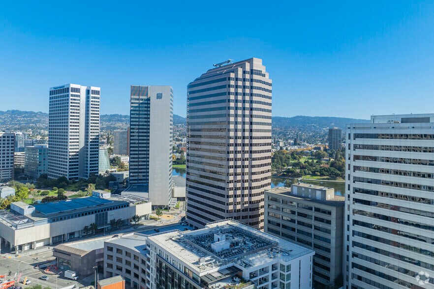 1999 Harrison St, Oakland, CA à louer - Photo du bâtiment - Image 2 de 32