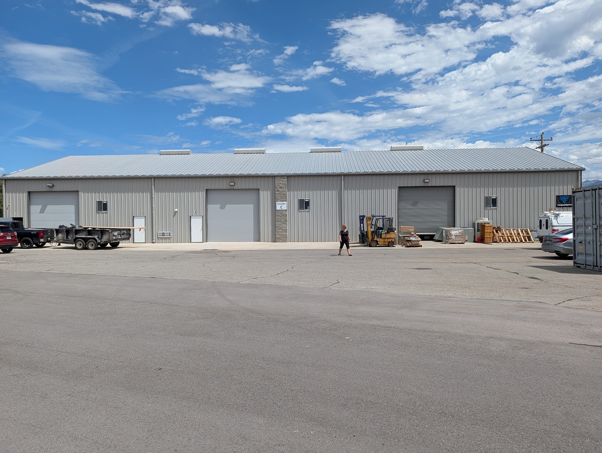 4133 W Farm Rd, West Jordan, UT for lease Building Photo- Image 1 of 1