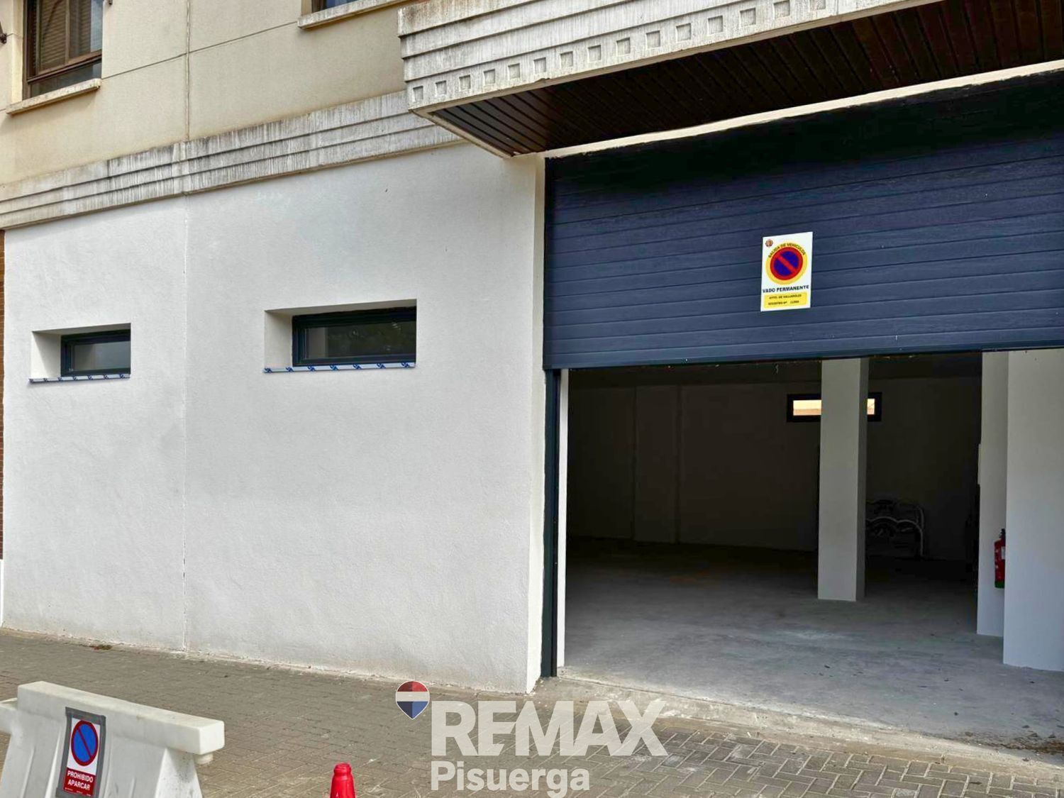 Calle de Enrique Cubero, 12, Valladolid, Valladolid for sale Building Photo- Image 1 of 15