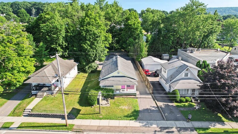 3113 Watson Blvd, Endicott, NY for sale - Building Photo - Image 3 of 10