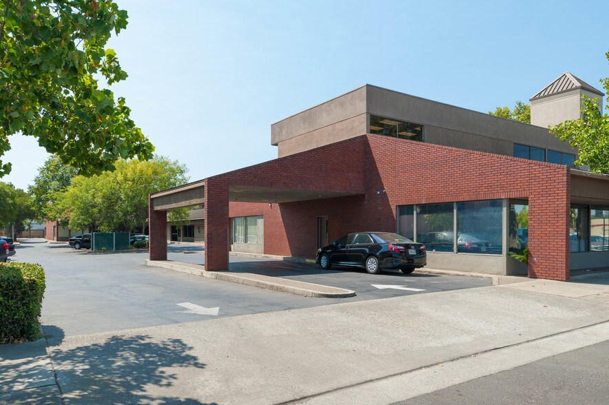 231 D St, Marysville, CA à louer - Photo du bâtiment - Image 3 de 32