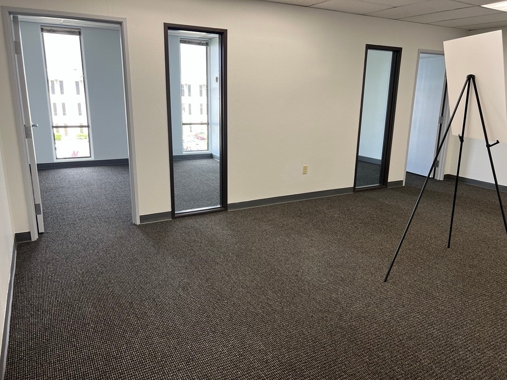 1650 S Amphlett Blvd, San Mateo, CA for lease Building Photo- Image 1 of 3