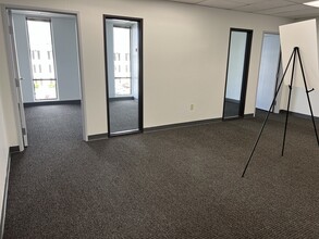 1650 S Amphlett Blvd, San Mateo, CA for lease Building Photo- Image 1 of 3