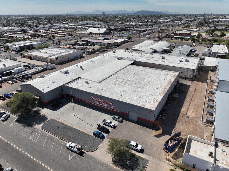 260 S Hibbert St, Mesa, AZ à louer - Communauté Matterport - Image 2 de 26