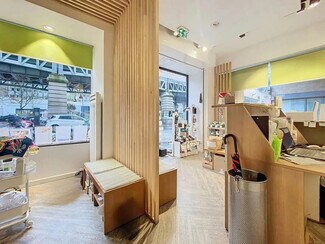 Plus de détails pour Commerce de détail à vendre