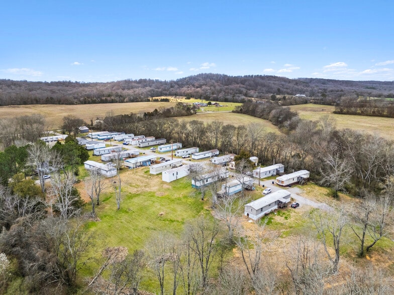 Southern Tennessee MHC Portfolio portfolio of 2 properties for sale on LoopNet.ca - Aerial - Image 1 of 7
