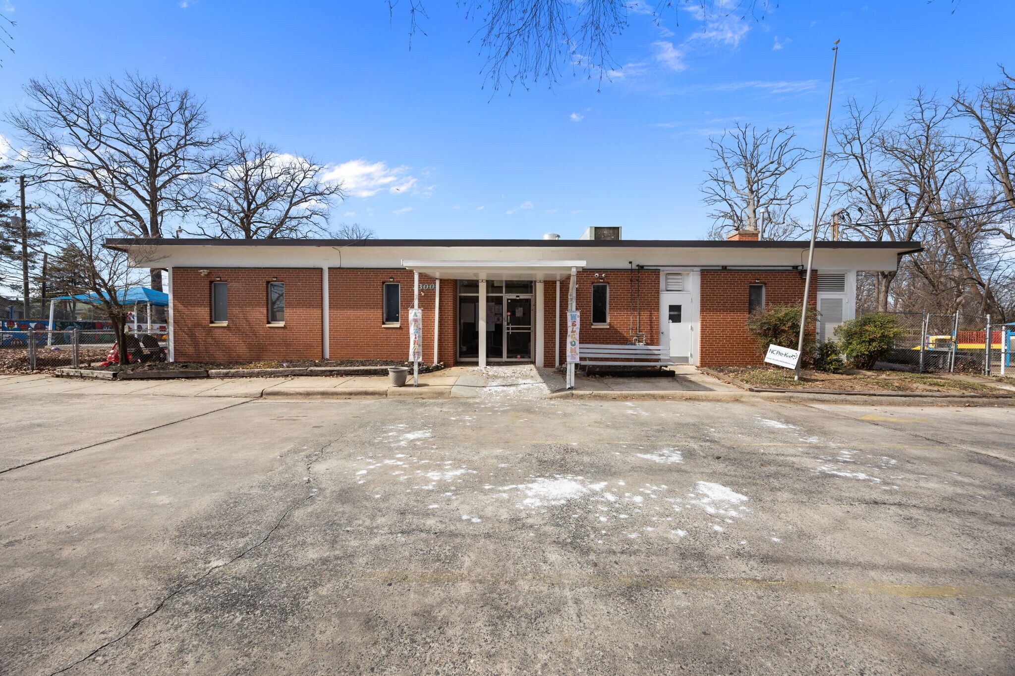 2300 Spring Garden St, Greensboro, NC à vendre Photo principale- Image 1 de 52