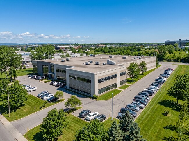 Plus de détails pour 16715 Boul Hymus, Kirkland, QC - Industriel à louer