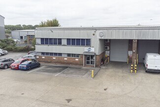 Plus de détails pour Poyle Rd, Slough - Industriel à louer