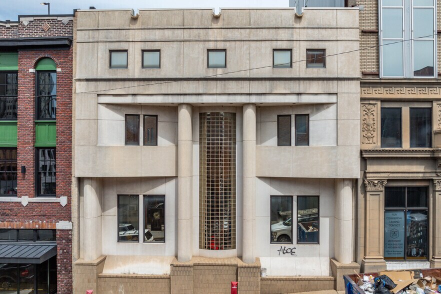 111 E 7th St, Chattanooga, TN à louer - Photo du bâtiment - Image 2 de 11