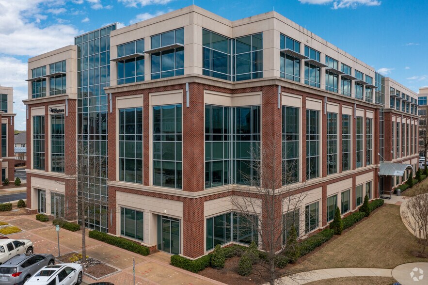 5440 Wade Park Blvd, Raleigh, NC à louer - Photo du bâtiment - Image 1 de 50