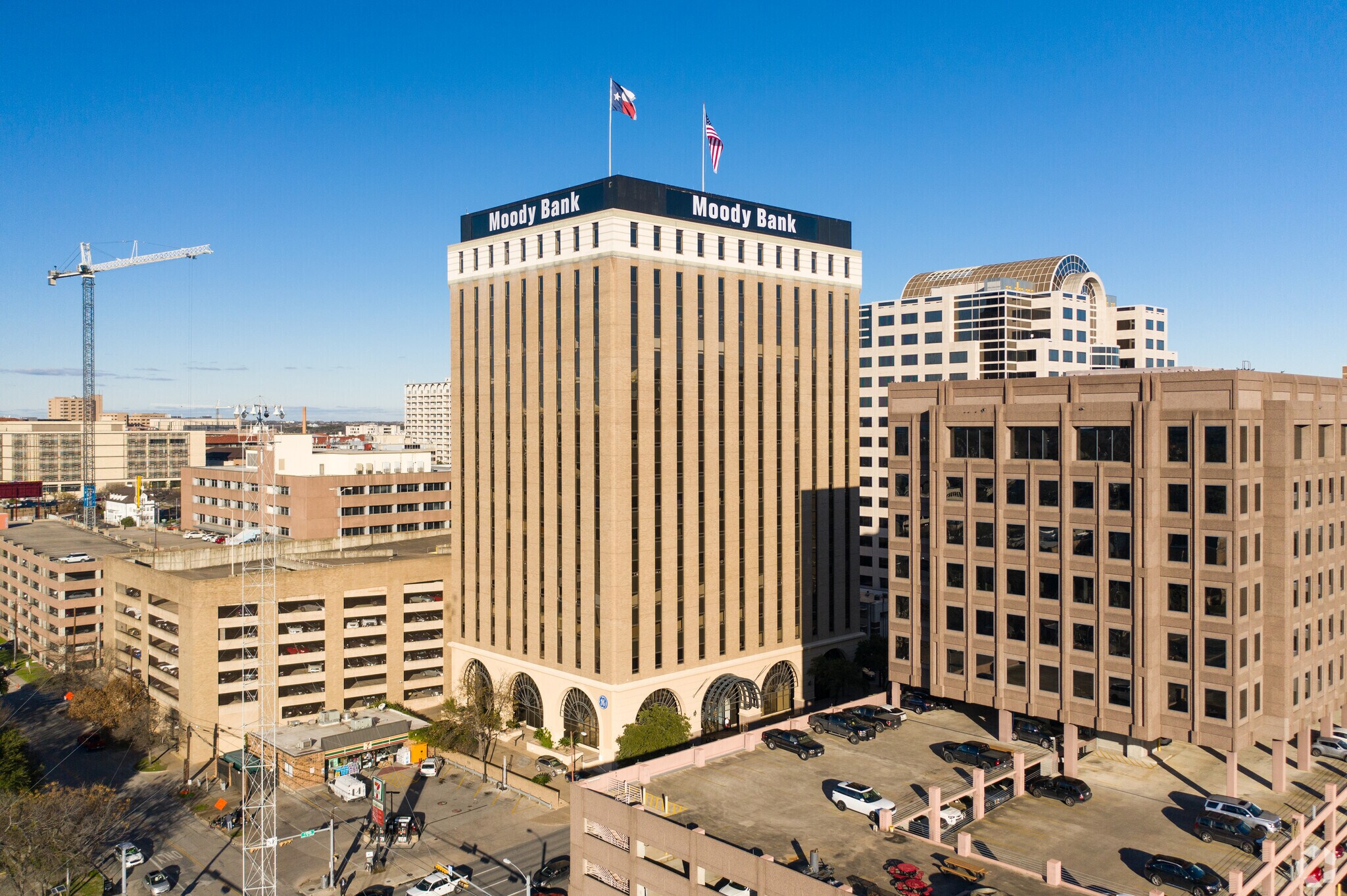 400 W 15th St, Austin, TX à louer Photo du bâtiment- Image 1 de 8