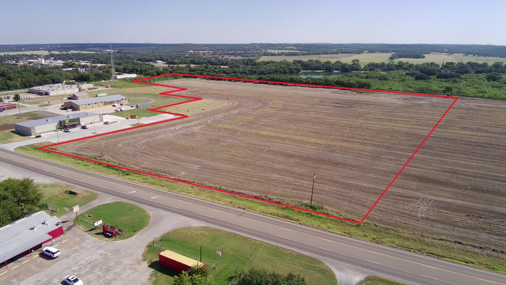 6 Hwy, Clifton, TX for sale - Primary Photo - Image 1 of 8