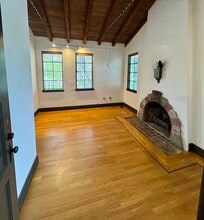 1395 San Carlos Ave, San Carlos, CA for lease Interior Photo- Image 2 of 9