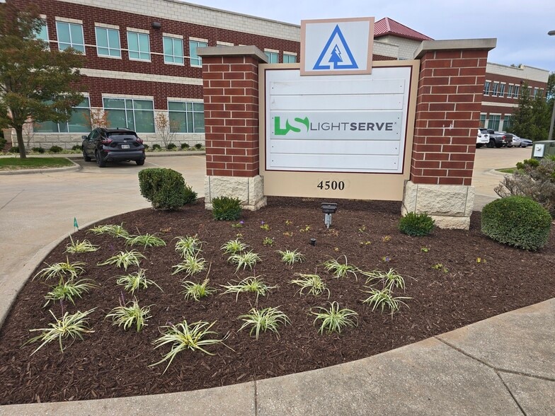 4500 Courthouse Blvd, Stow, OH for lease - Building Photo - Image 3 of 22