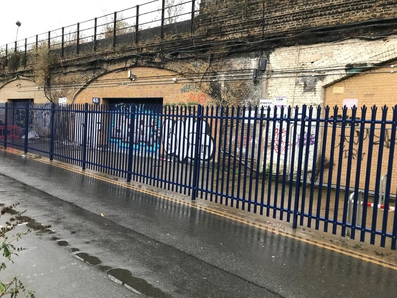 Pedley St, London for lease - Building Photo - Image 2 of 6