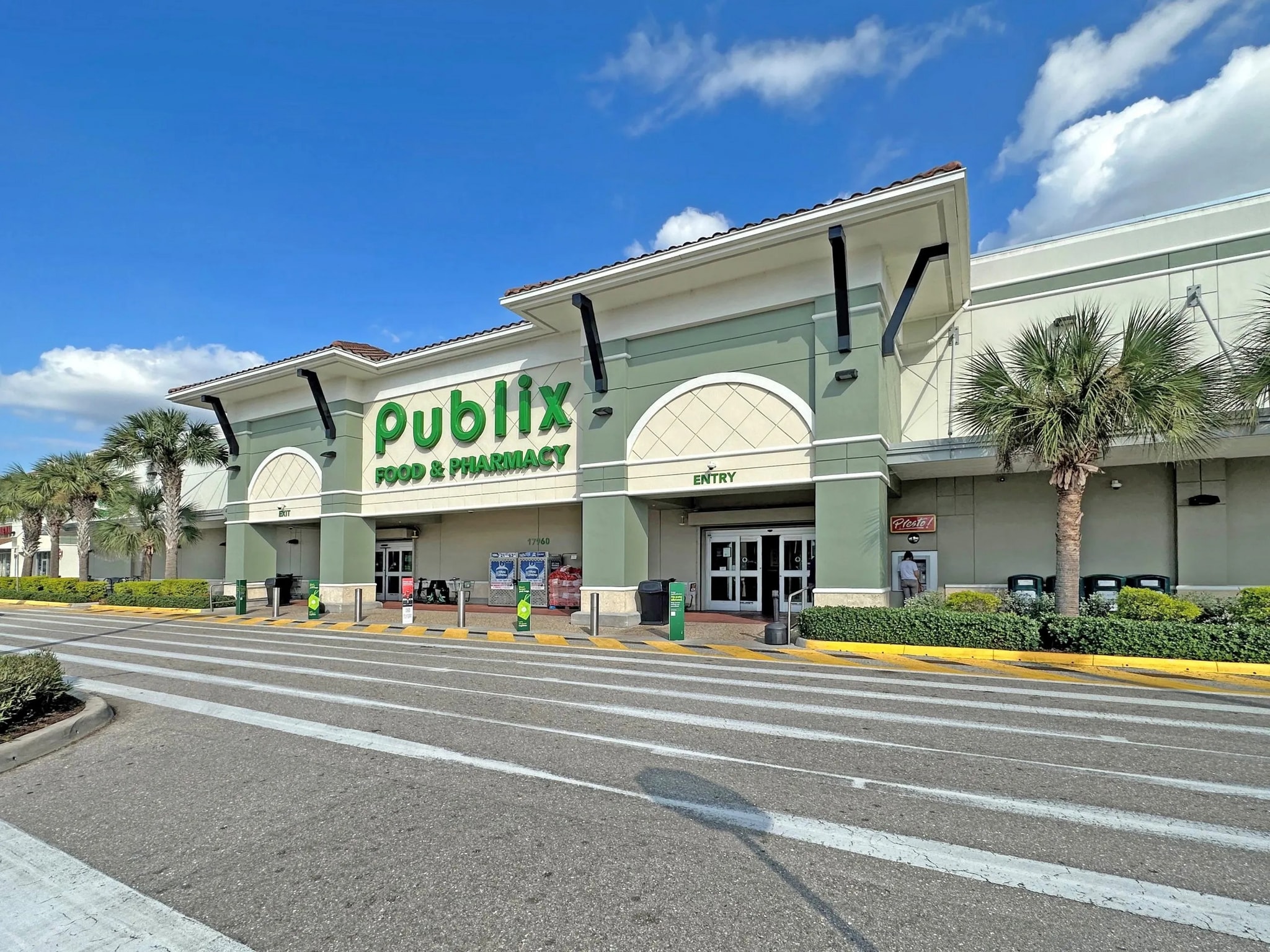 17960 N Tamiami Trl, North Fort Myers, FL à louer Photo du bâtiment- Image 1 de 7