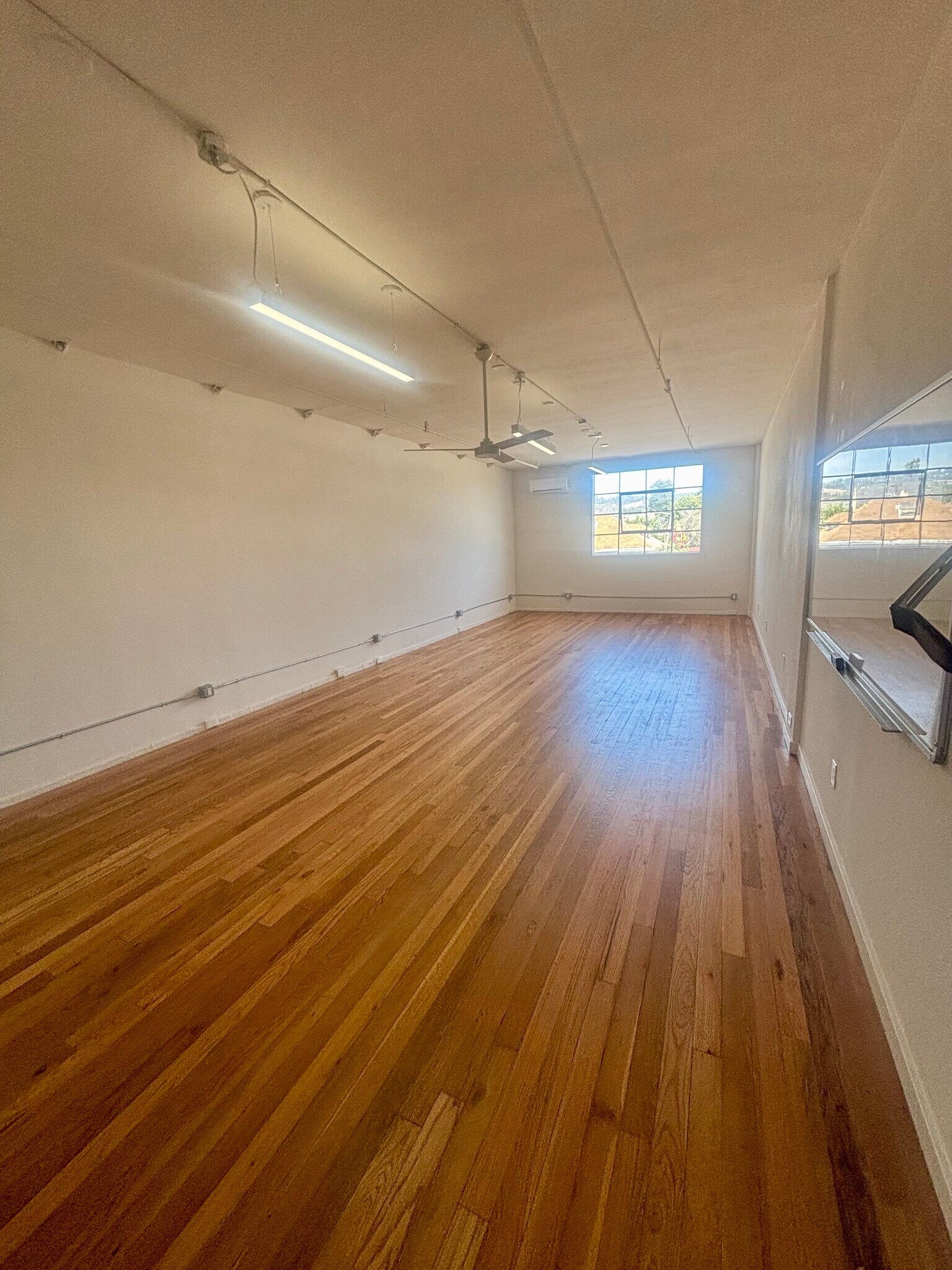 4920 Telegraph Ave, Oakland, CA à louer Photo intérieure- Image 1 de 1