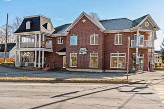 Plus de détails pour 885-889 Rue Child, Coaticook, QC - Commerce de détail à vendre