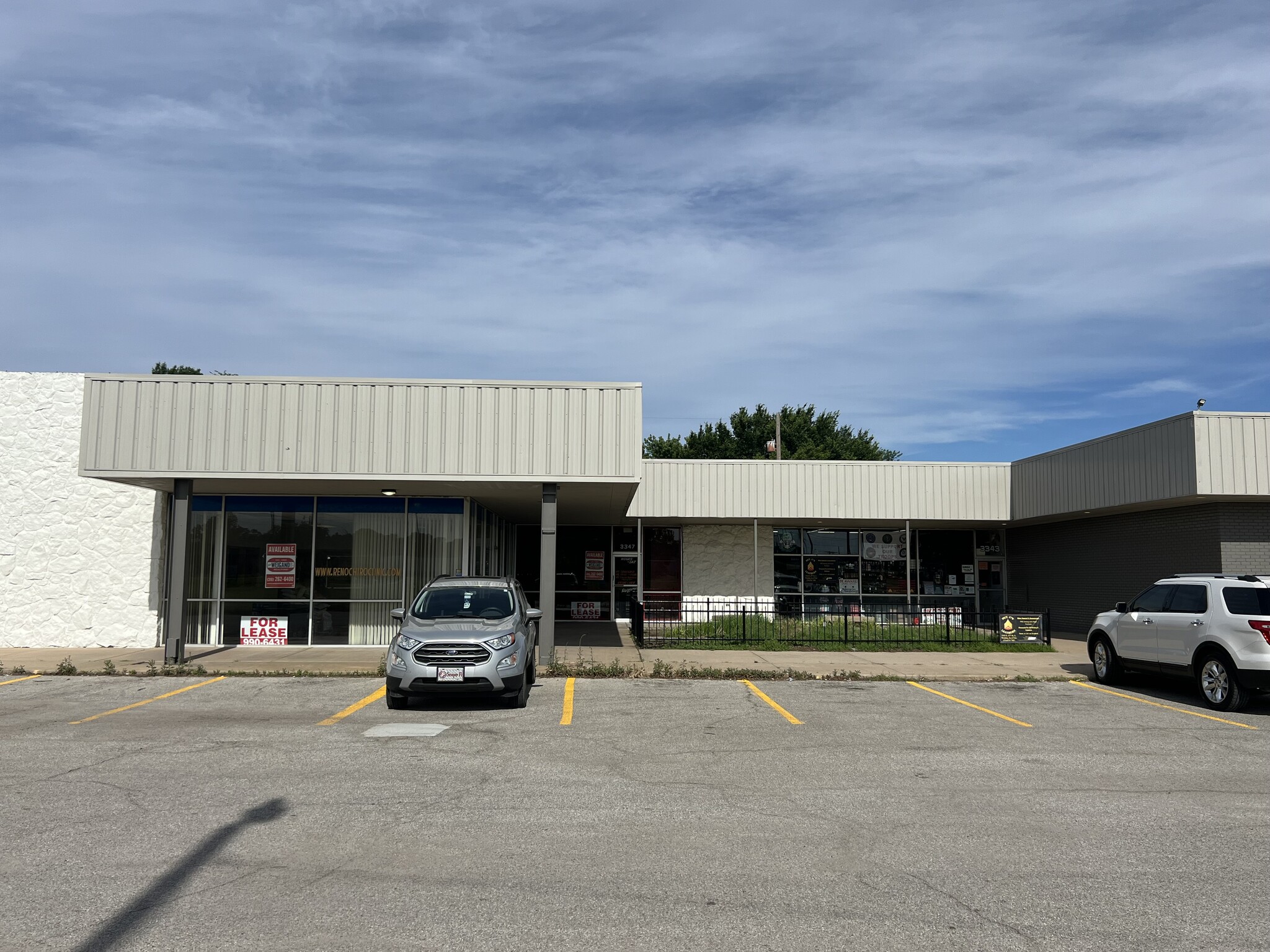 3331-3379 E 47th St S, Wichita, KS for lease Building Photo- Image 1 of 6