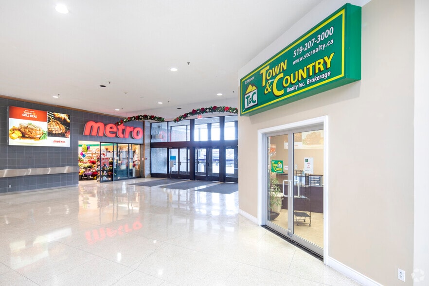 417 Wellington St, St Thomas, ON for lease - Interior Photo - Image 3 of 20