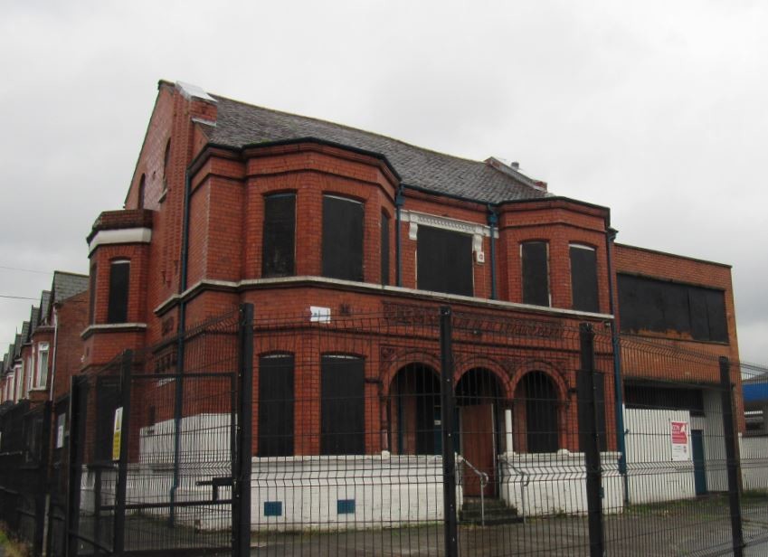 306 Antrim Rd, Belfast for sale Primary Photo- Image 1 of 1