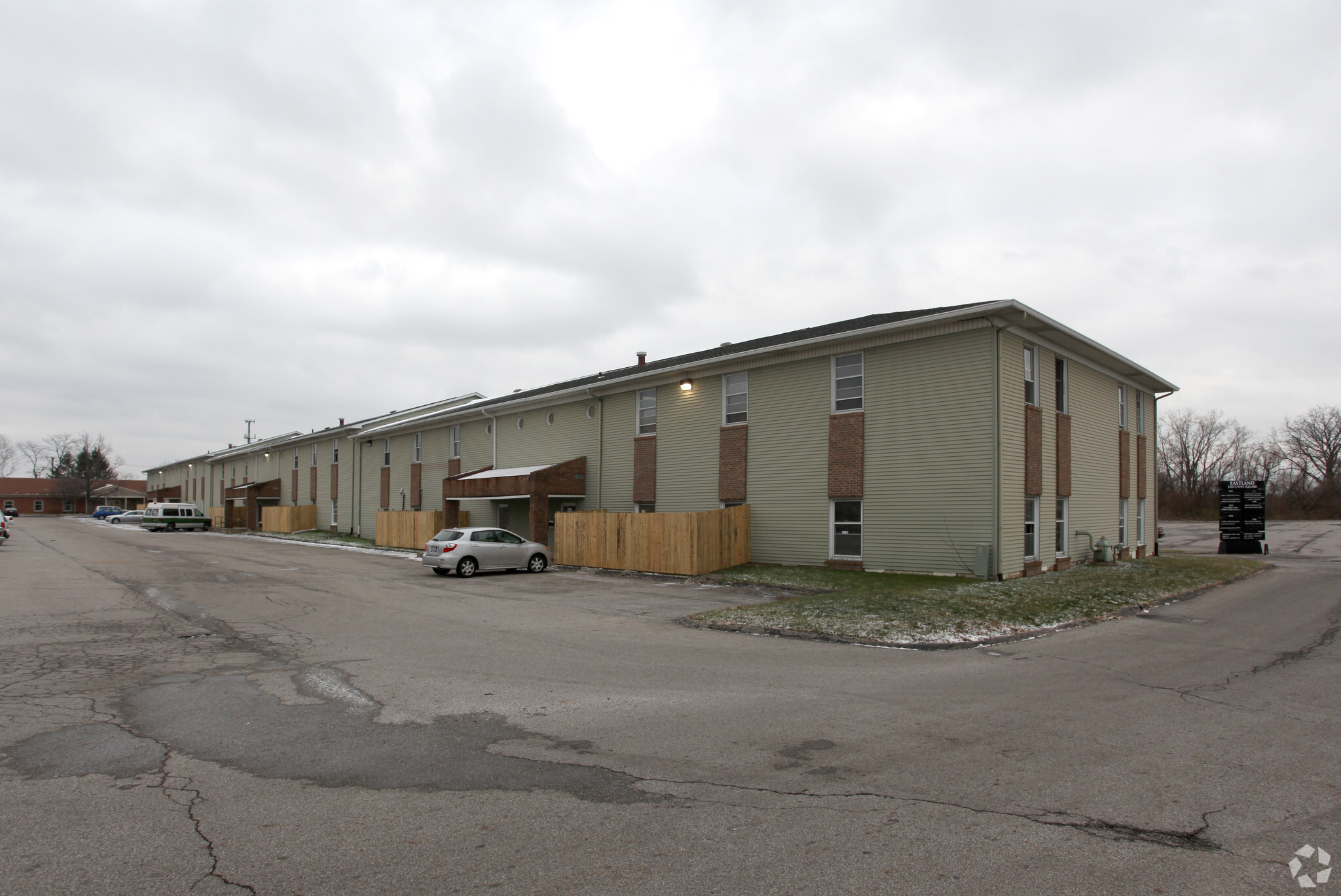 2234-2238 S Hamilton Rd, Columbus, OH for lease Primary Photo- Image 1 of 4