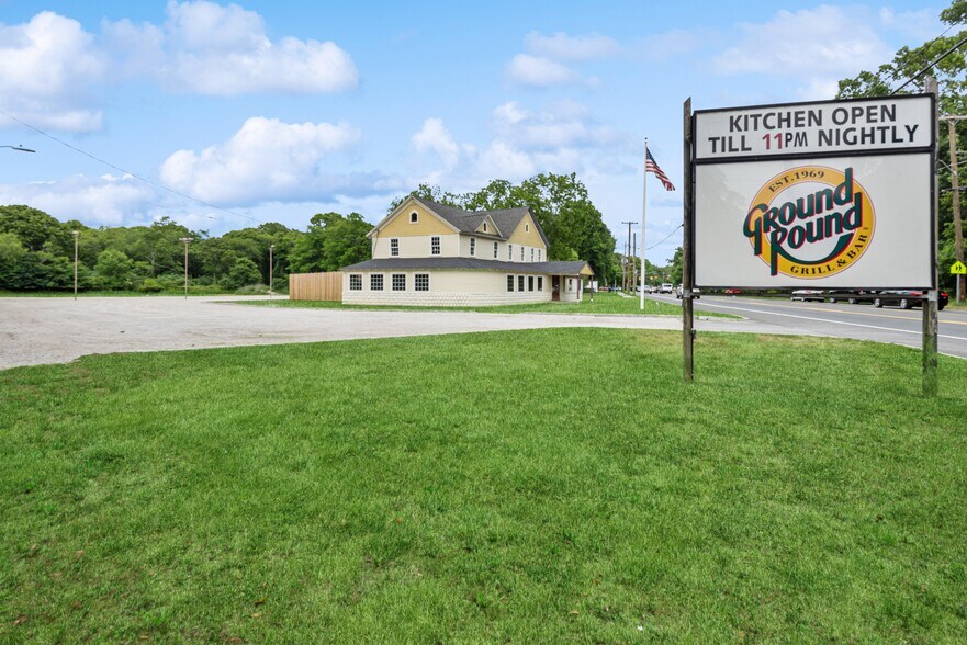 2647 Montauk Hwy, Brookhaven, NY à vendre - Photo du bâtiment - Image 2 de 15