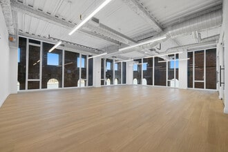 300 Kent Ave, Brooklyn, NY à louer Photo intérieure- Image 2 de 8