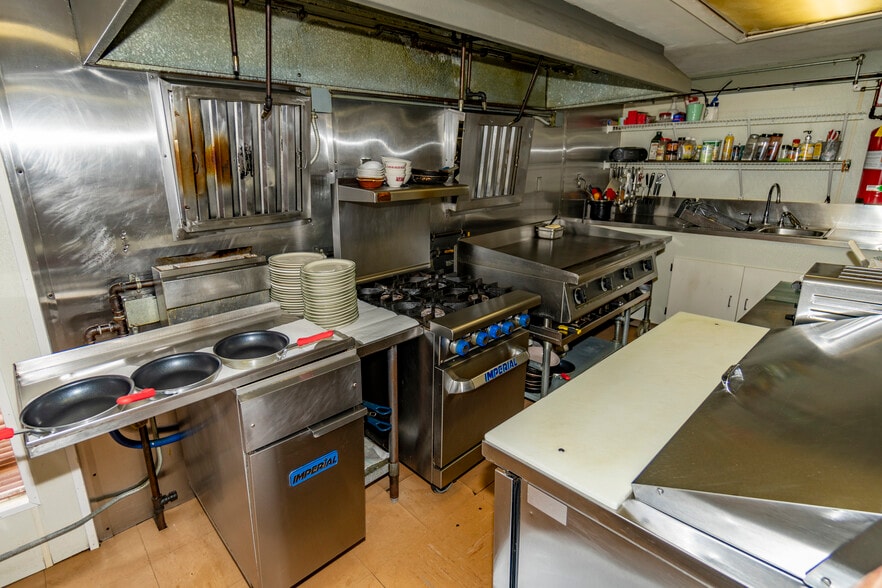 294 E Main St, East Brookfield, MA for sale - Building Photo - Image 2 of 6