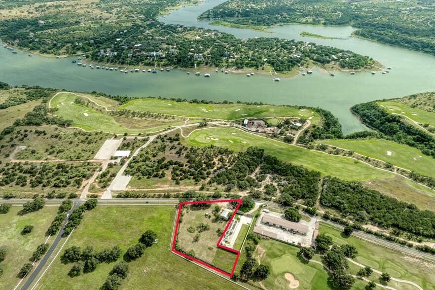25300 Haynie Flat Rd, Spicewood, TX à vendre - Photo du bâtiment - Image 3 de 20