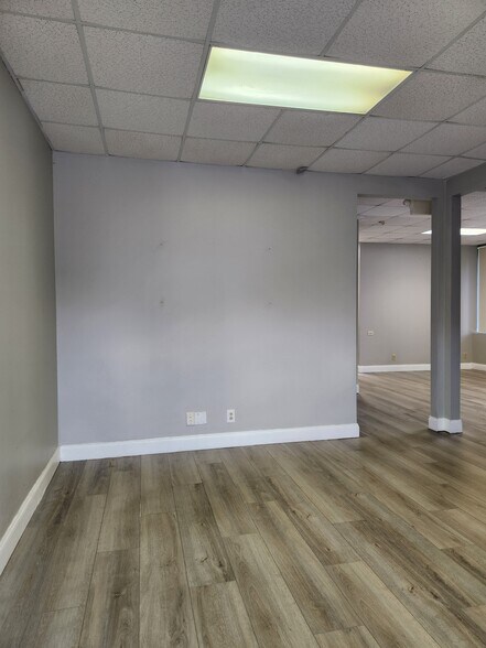 5100 W Copans Rd, Margate, FL à louer - Photo intérieure - Image 3 de 28