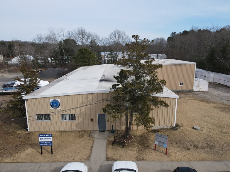 62 Sawyer Rd, Coventry, RI à vendre - Photo du bâtiment - Image 1 de 4