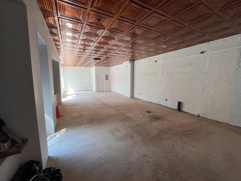 2705 Foster Ave, Brooklyn, NY for lease - Building Photo - Image 2 of 3