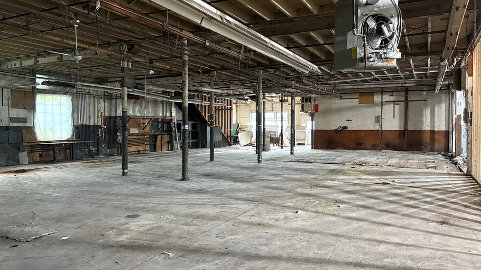 515 Columbia St, Hudson, NY for sale - Building Photo - Image 1 of 40