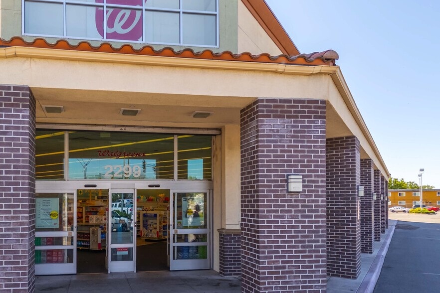 2299 Oddie Blvd, Sparks, NV à vendre - Photo du bâtiment - Image 3 de 17