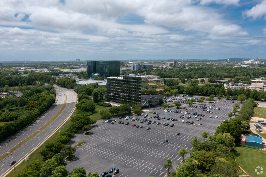 90 Merrick Ave, East Meadow, NY for lease - Aerial - Image 2 of 5