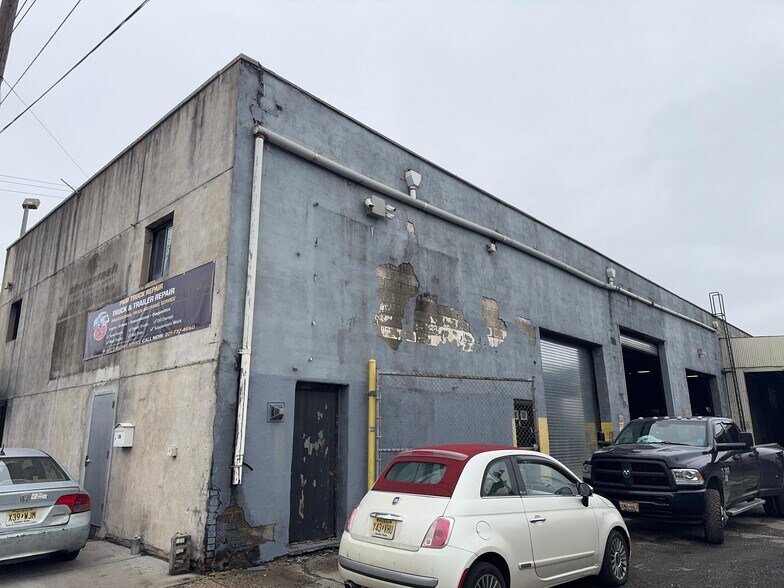 184-188 Doremus Avenue ave, Newark, NJ à louer - Photo du bâtiment - Image 2 de 11