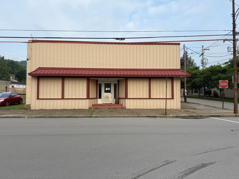 622 13th St, Franklin, PA for sale - Building Photo - Image 2 of 31