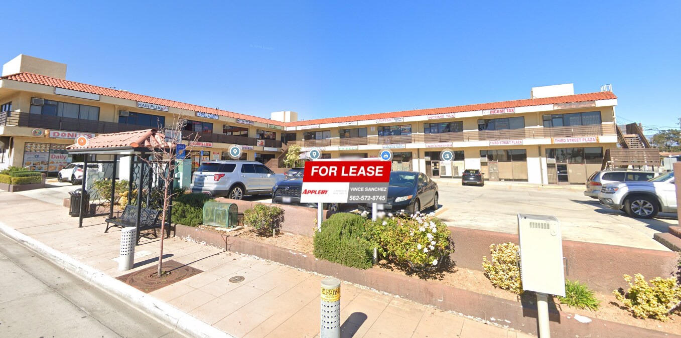 4555-4557 E 3rd St, Los Angeles, CA à louer Photo du bâtiment- Image 1 de 8