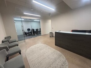 10451 W Palmeras Dr, Sun City, AZ for lease Interior Photo- Image 2 of 5