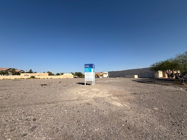 1321 W Warm Springs Rd, Henderson, NV à vendre - Photo du bâtiment - Image 3 de 5