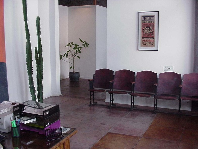 238 E Union, Pasadena, CA for sale - Lobby - Image 3 of 14