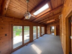 1136 State Route 31, Lebanon, NJ à vendre Photo intérieure- Image 1 de 7